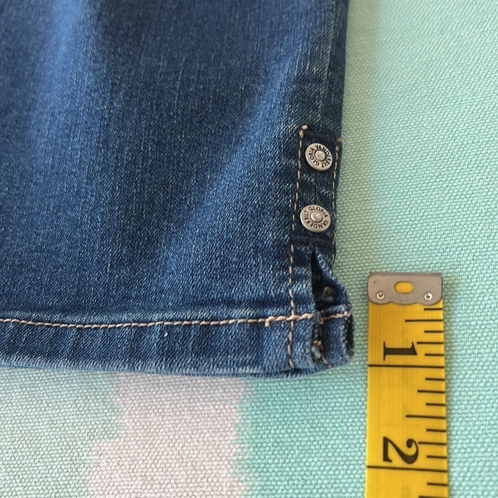 Gloria Vanderbilt Amanda Capri Jeans All Around Slimming Classic Rise Denim NWT - Picture 15 of 15